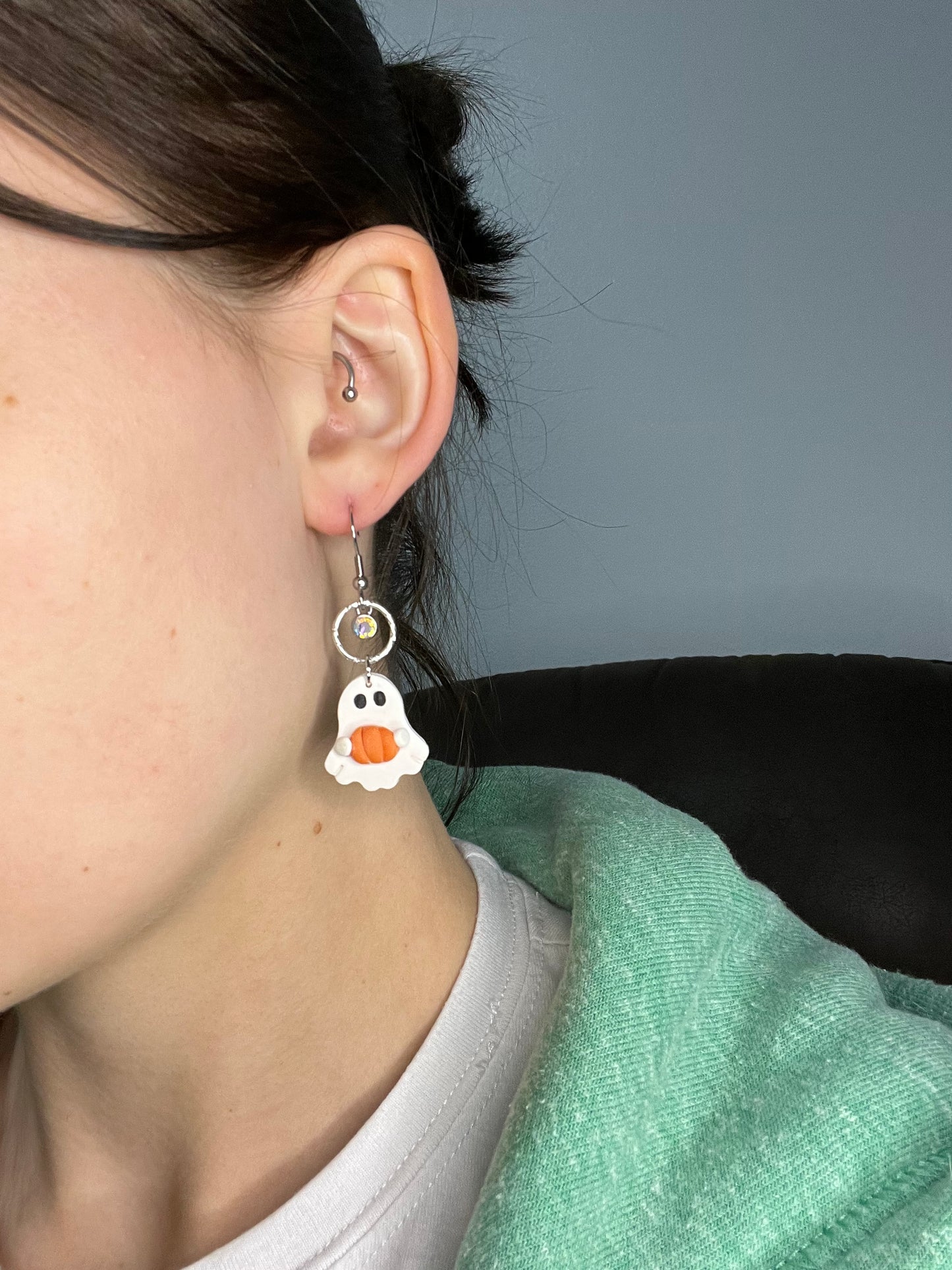 Ghost Holding Pumpkin Earrings